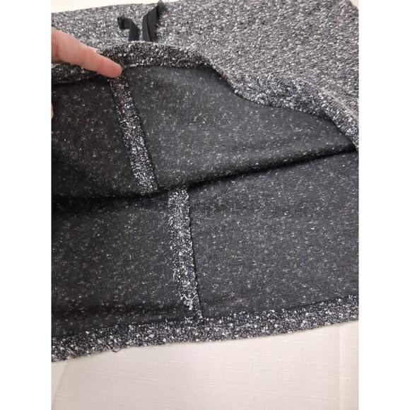 Torrid Black Tweed Like Mini Skirt Plus Size 4 Elastic Waist Pull On Career - Picture 6 of 12